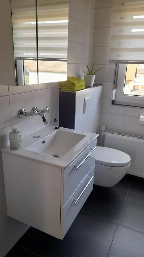 Fremdenzimmer am Brunnen Großheubach